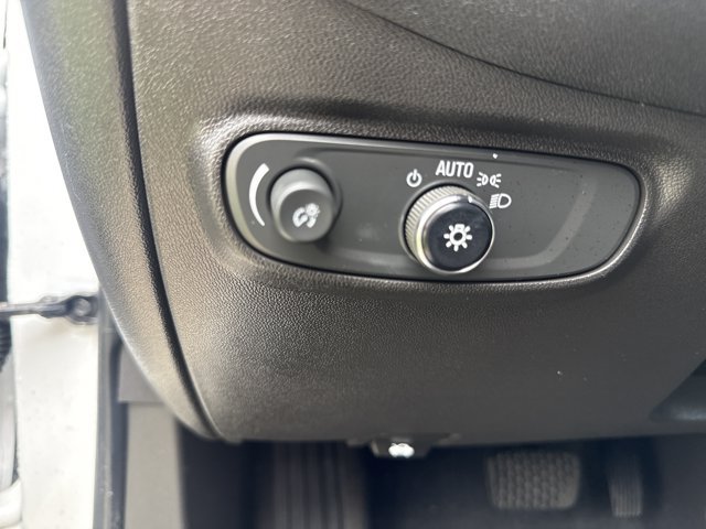 Used 2022 Chevrolet Equinox LT FWD image 14