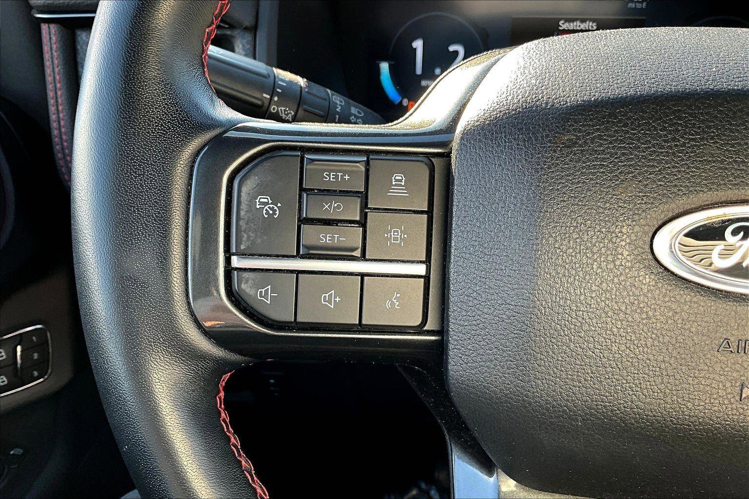 Certified 2022 Ford Expedition Max Limited image 9