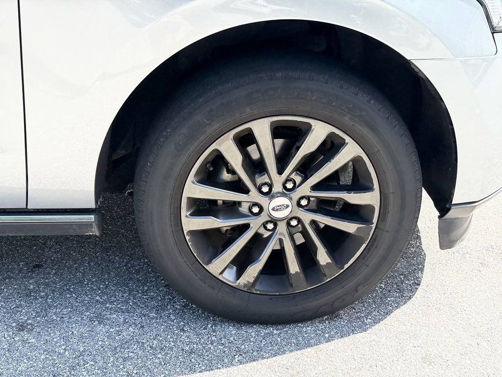 Certified 2020 Ford Expedition Limited AWD/4WD image 9