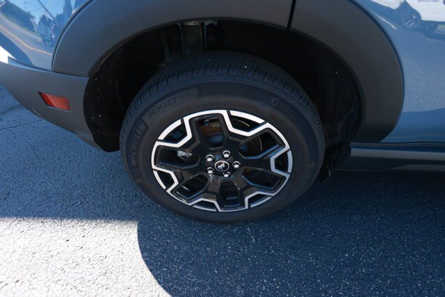 Certified 2025 Ford Bronco Sport Outer Banks w/ Outer Banks Tech Package+ AWD/4WD image 4