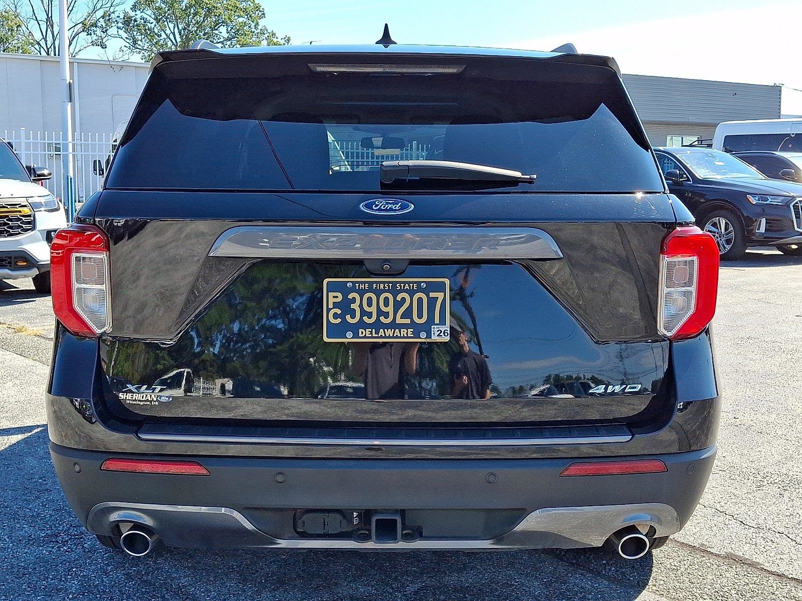 Certified 2023 Ford Explorer XLT w/ Equipment Group 202A AWD/4WD image 5