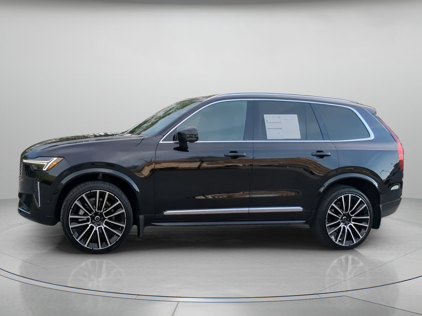 Used 2026 Volvo XC90 B6 Plus w/ Protection Package Premier AWD/4WD image 15