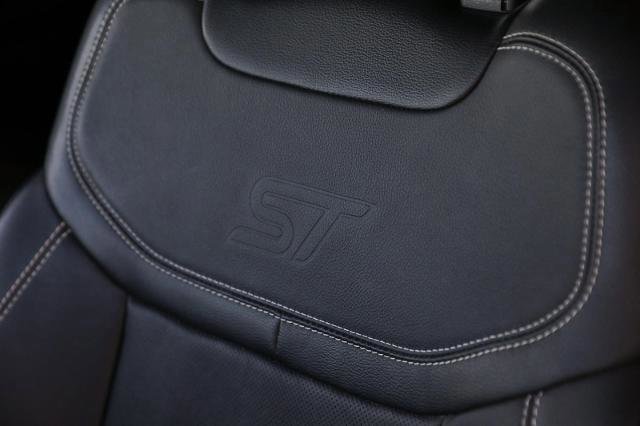 Certified 2020 Ford Explorer ST w/ ST Street Pack image 24