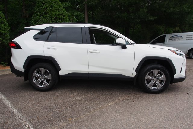 Used 2024 Toyota RAV4 XLE w/ Convenience Package FWD image 8