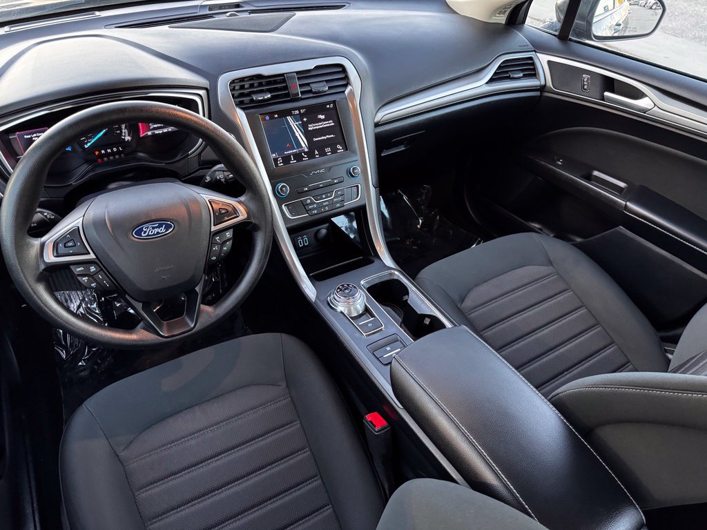 Certified 2019 Ford Fusion SE FWD image 13