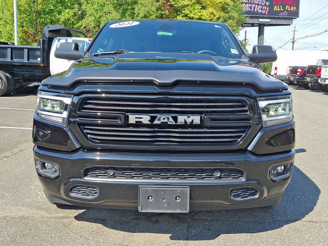Used 2021 RAM 1500 4x4 Crew Cab image 3