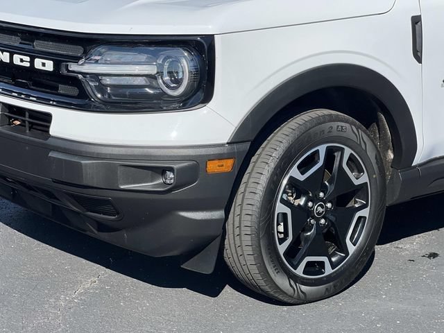 Certified 2023 Ford Bronco Sport Outer Banks AWD/4WD image 8