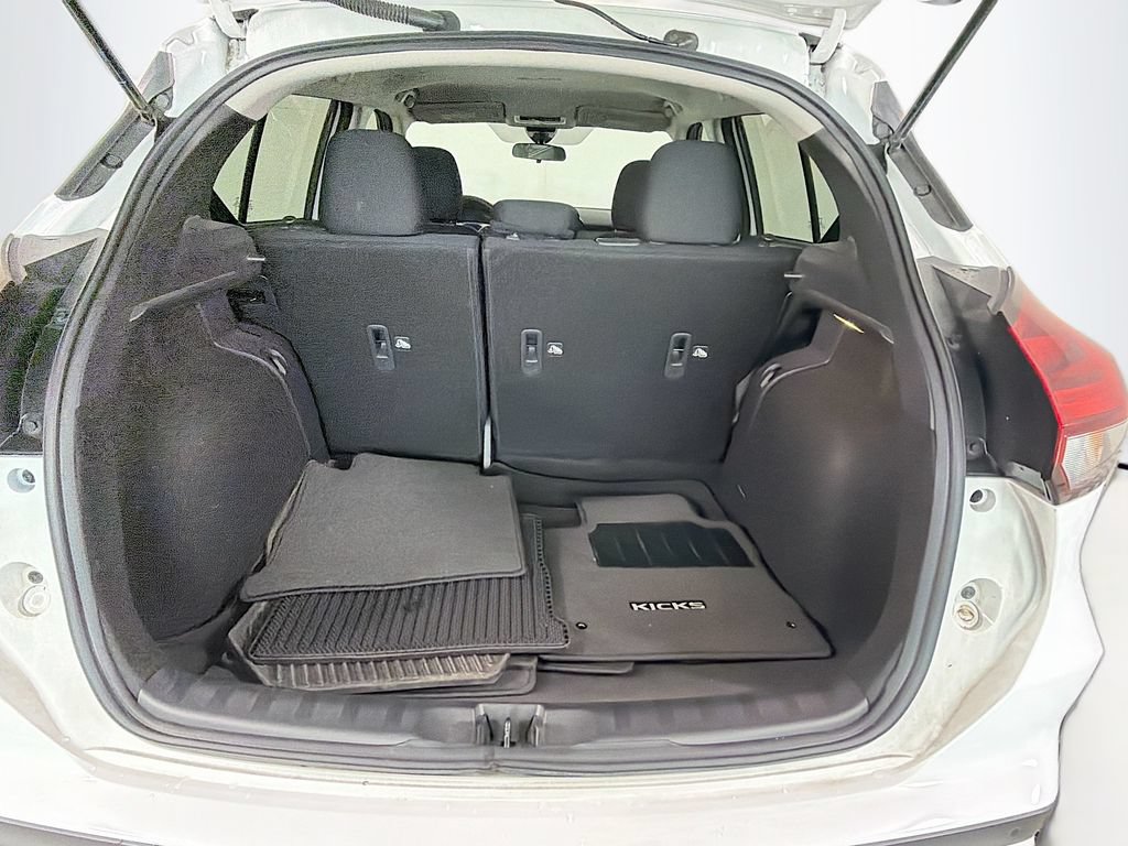 Used 2024 Nissan Kicks S FWD image 28