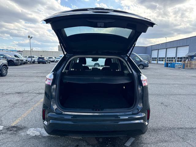 Certified 2023 Ford Edge SE w/ Black Appearance Package AWD/4WD image 10