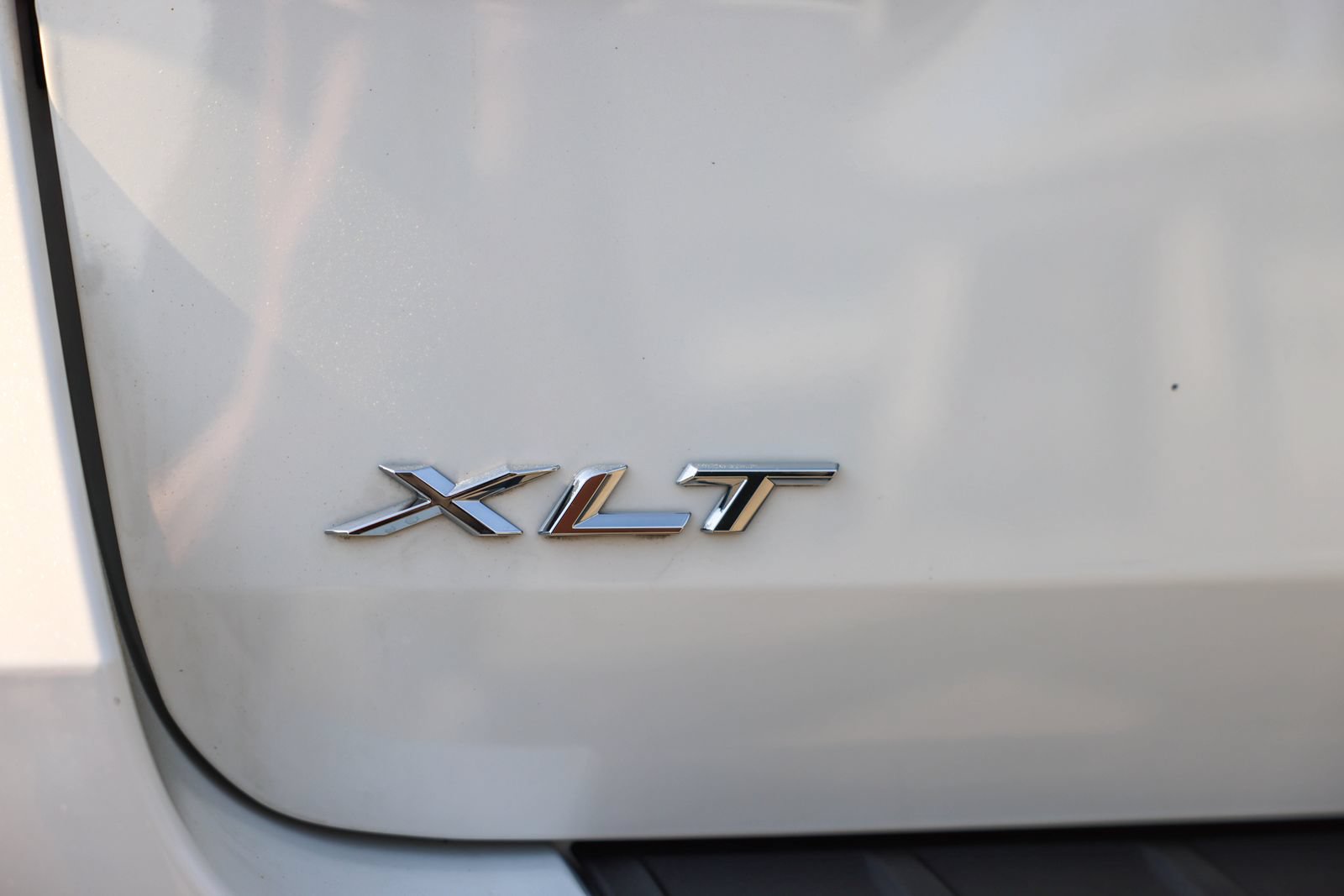Certified 2024 Ford Explorer XLT w/ Equipment Group 202A AWD/4WD image 33