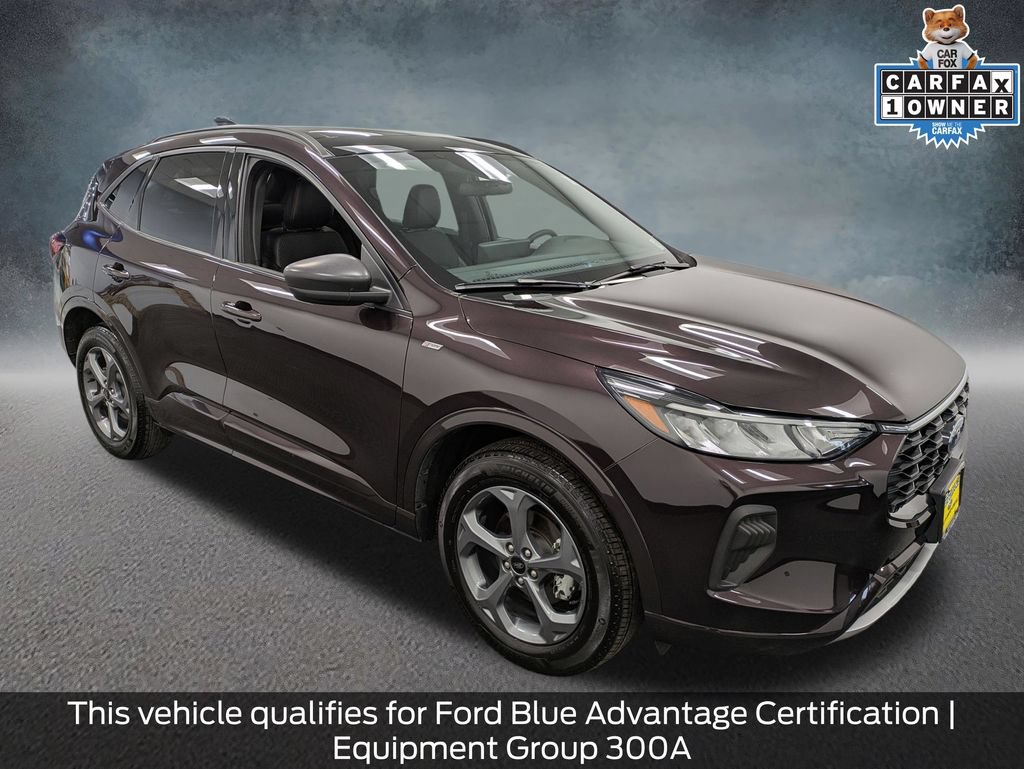 Certified 2023 Ford Escape ST-Line w/ Tech Pack #1 AWD/4WD image 3