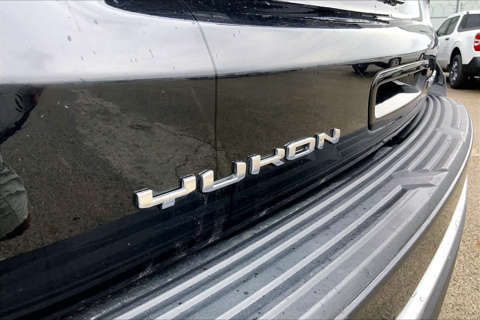 Used 2024 GMC Yukon XL Denali AWD/4WD image 31