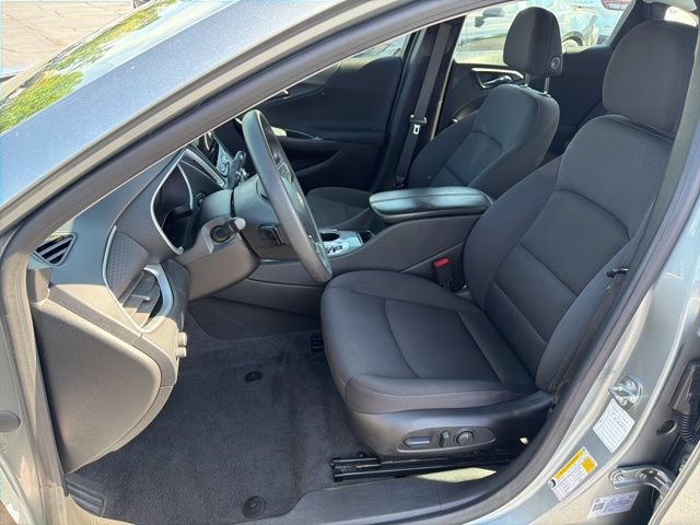 Used 2024 Chevrolet Malibu LT FWD image 15