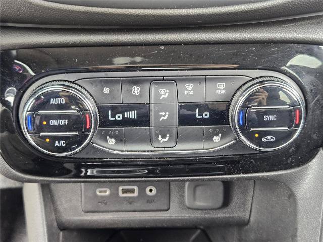 Used 2021 Buick Encore GX Select w/ Experience Buick Package FWD image 17