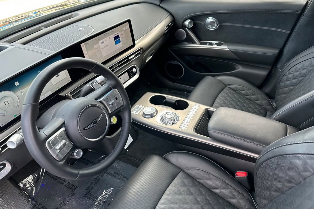 Used 2024 Genesis GV60 Performance image 12