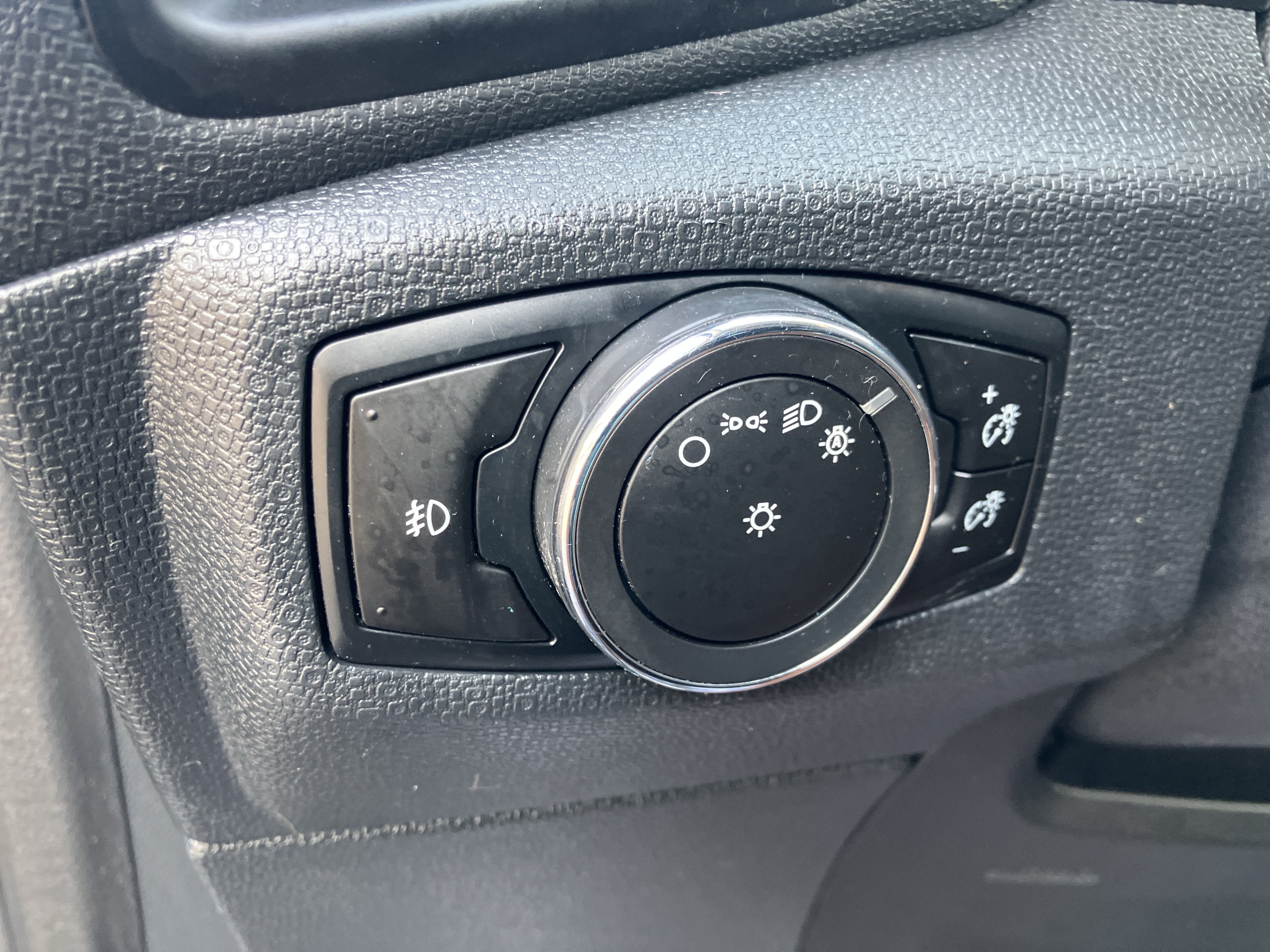 Certified 2021 Ford EcoSport SE FWD image 19