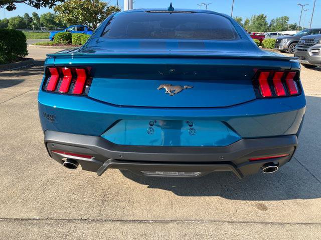 Certified 2026 Ford Mustang Premium RWD image 5