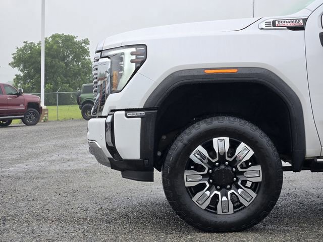 Used 2024 GMC Sierra 2500 Denali w/ Denali Reserve Package AWD/4WD image 9