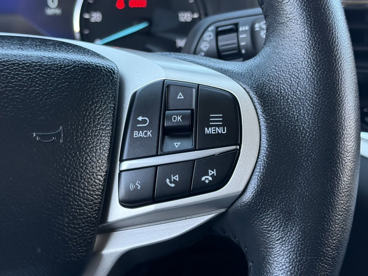 Certified 2024 Ford Explorer XLT image 14