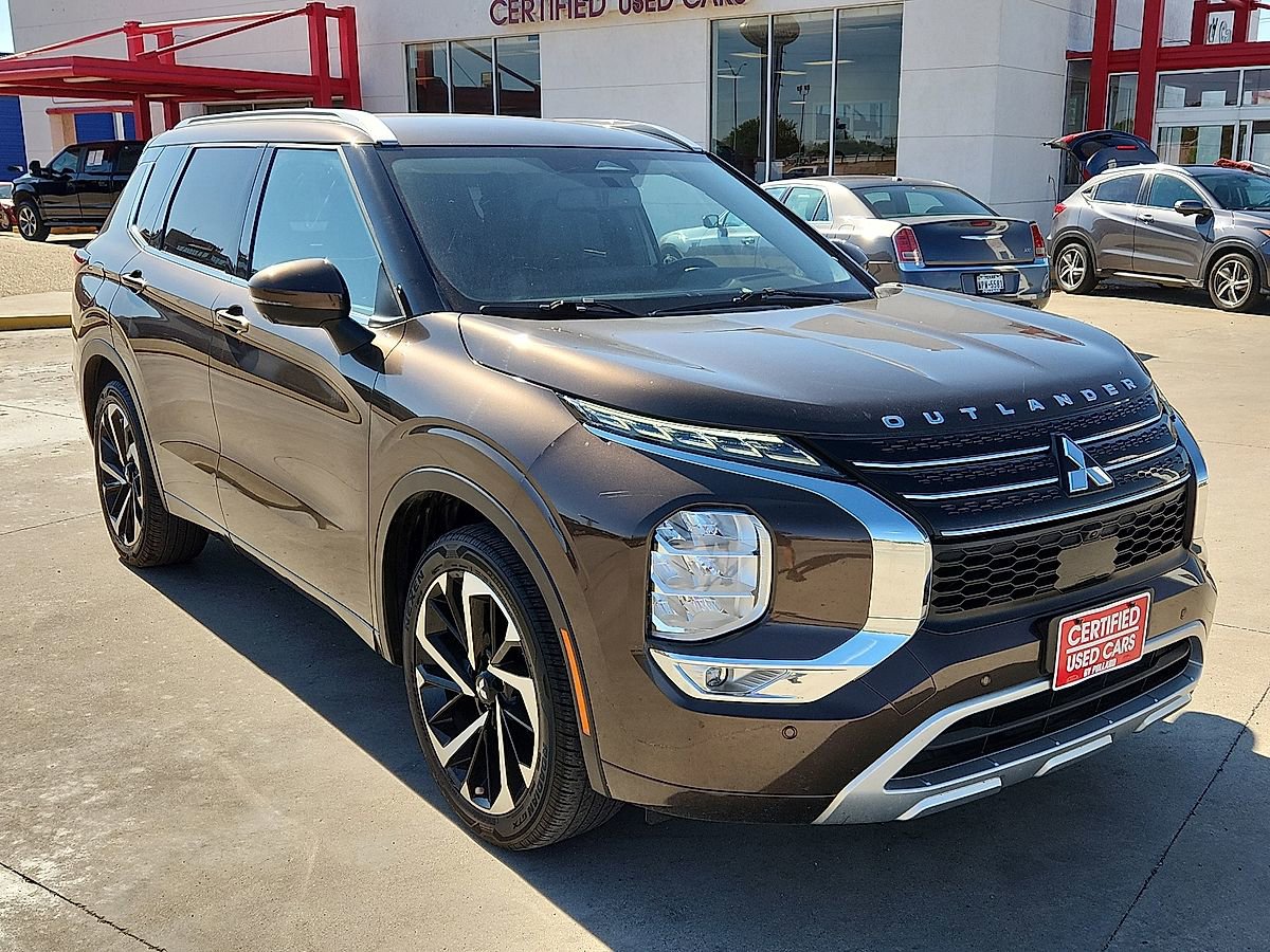 Used 2023 Mitsubishi Outlander SEL FWD image 4