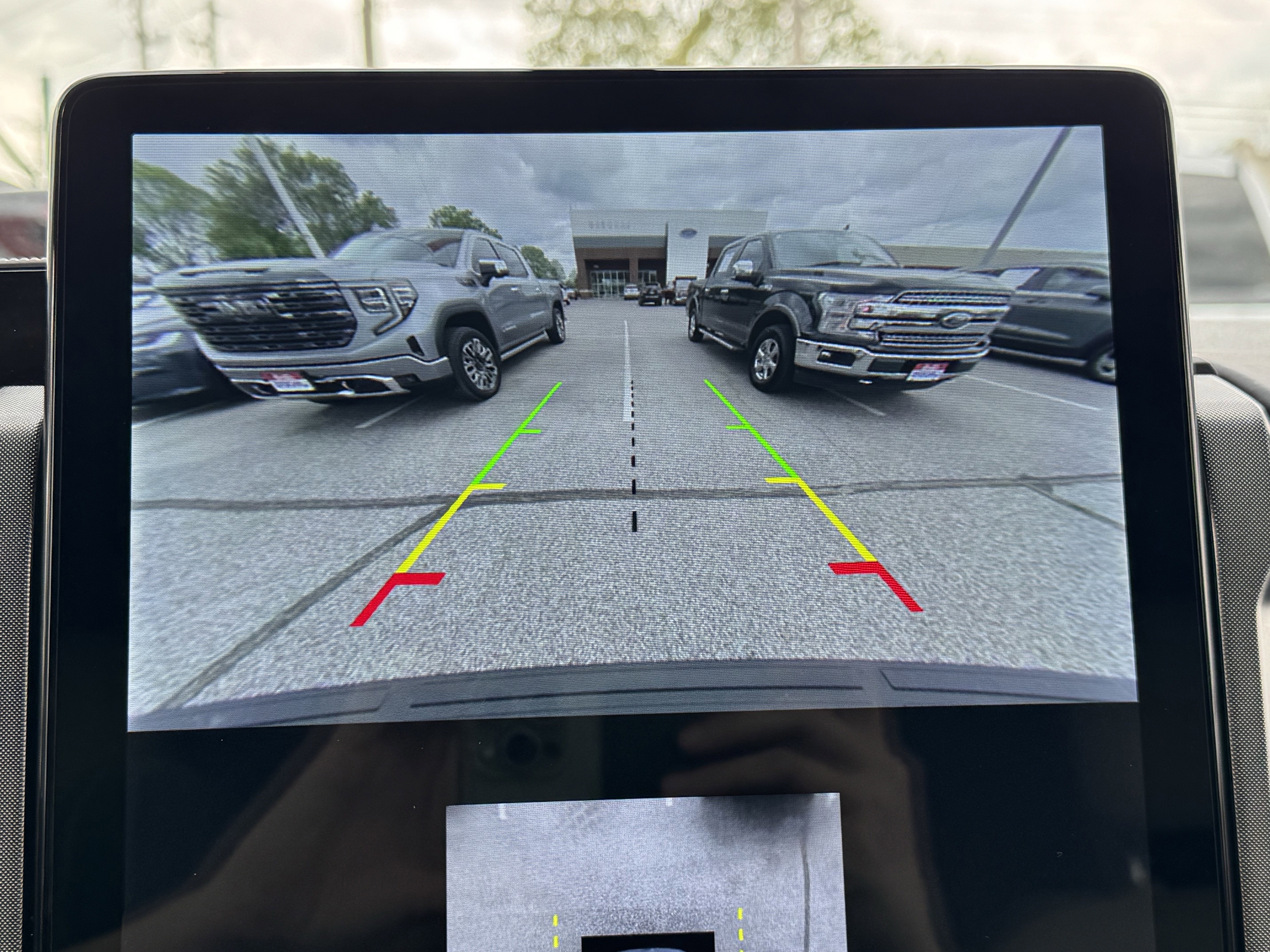 Certified 2024 Ford Expedition Platinum image 21