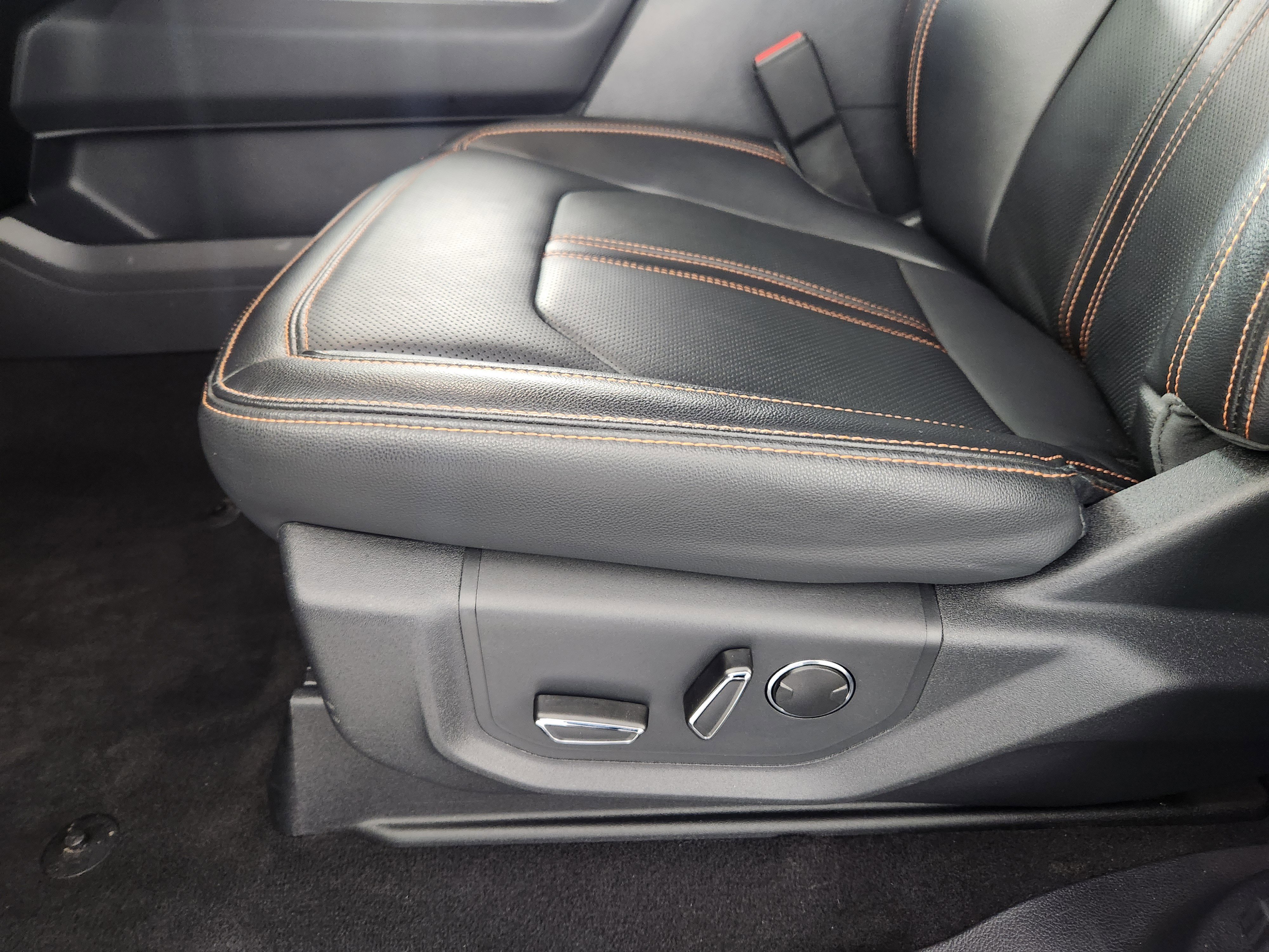 Certified 2024 Ford Expedition Timberline image 12