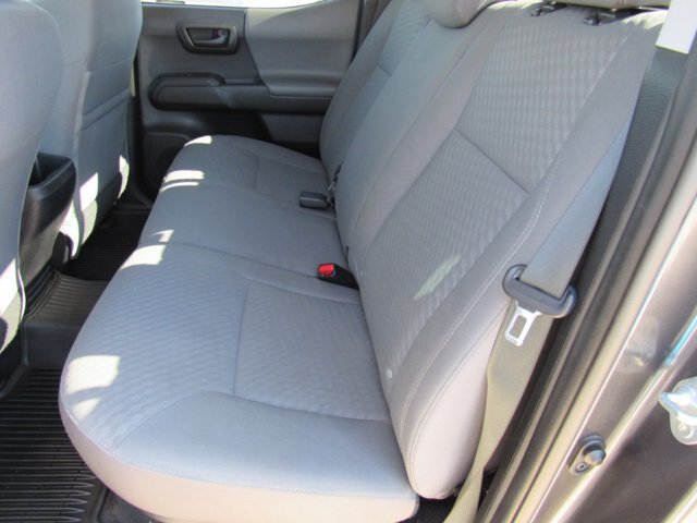 Used 2021 Toyota Tacoma SR AWD/4WD image 19