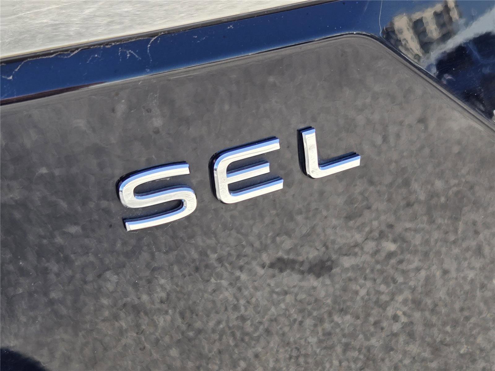 Used 2024 Volkswagen Atlas SEL Premium R-Line AWD/4WD image 12