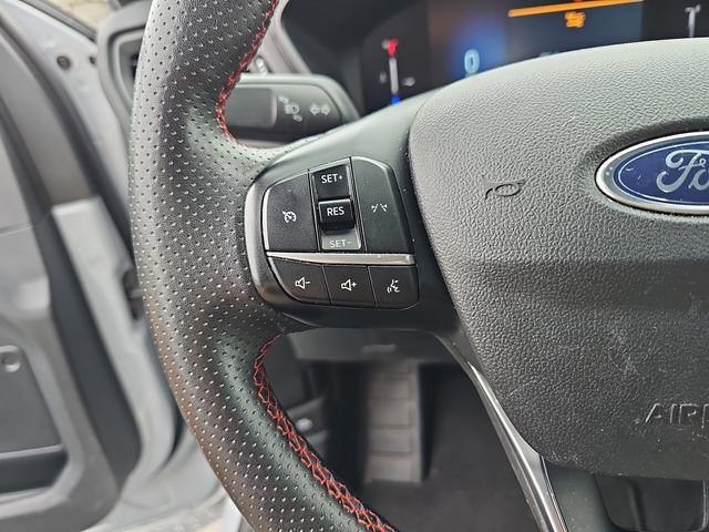 Certified 2025 Ford Escape ST-Line Select AWD/4WD image 20