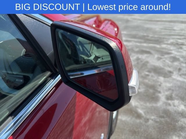 Used 2023 GMC Acadia SLT AWD/4WD image 7
