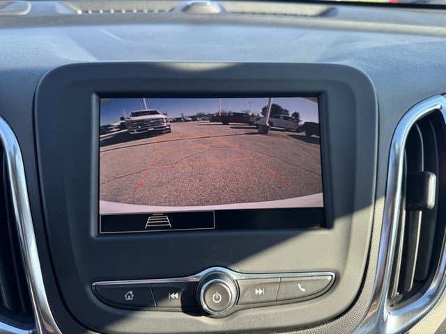 Used 2023 Chevrolet Equinox LT w/ Driver Convenience Package image 18