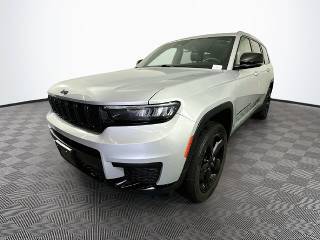 Used 2023 Jeep Grand Cherokee L Laredo AWD/4WD image 7