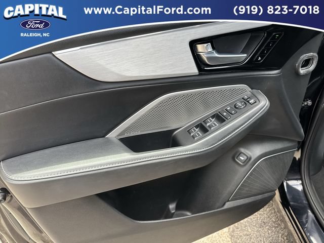 Used 2023 Acura MDX w/ Technology Package FWD image 20