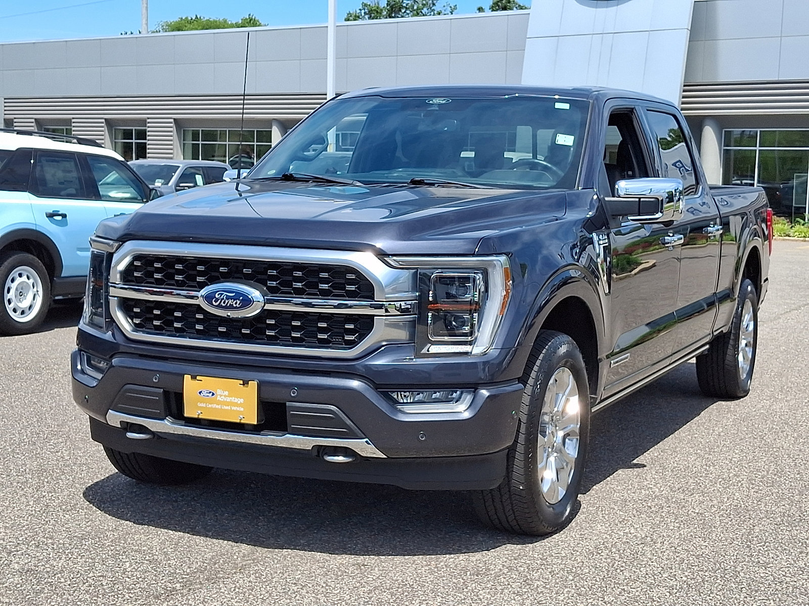 Certified 2022 Ford F150 Platinum w/ Equipment Group 701A High AWD/4WD image 4