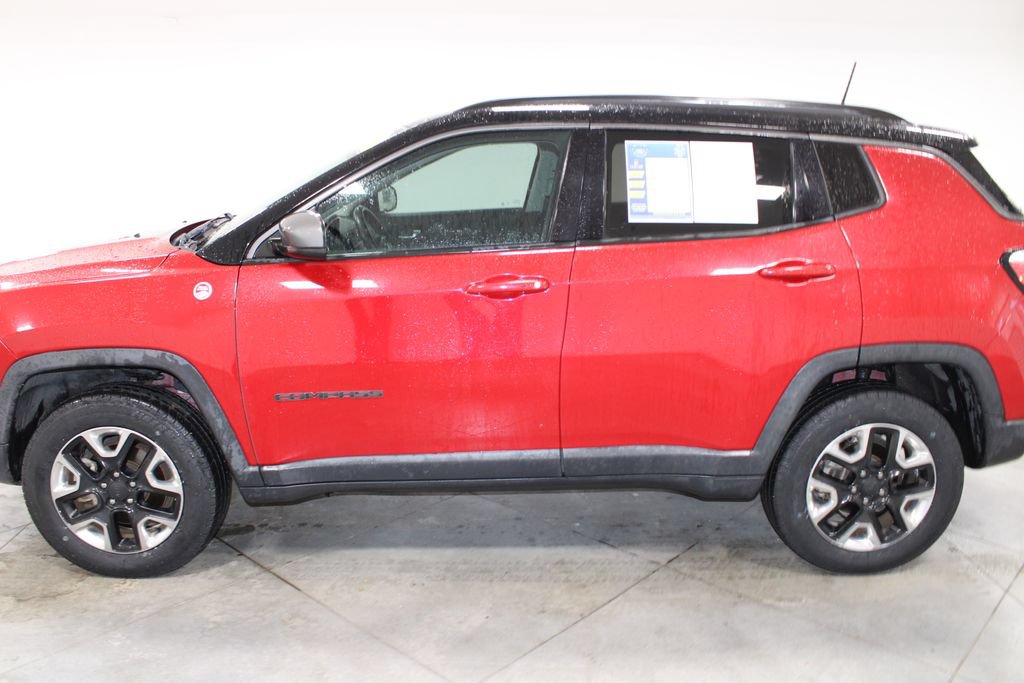 Used 2018 Jeep Compass Trailhawk w/ Leather Interior Group AWD/4WD image 7