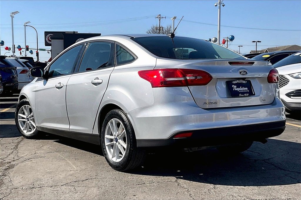 Certified 2017 Ford Focus SE image 9