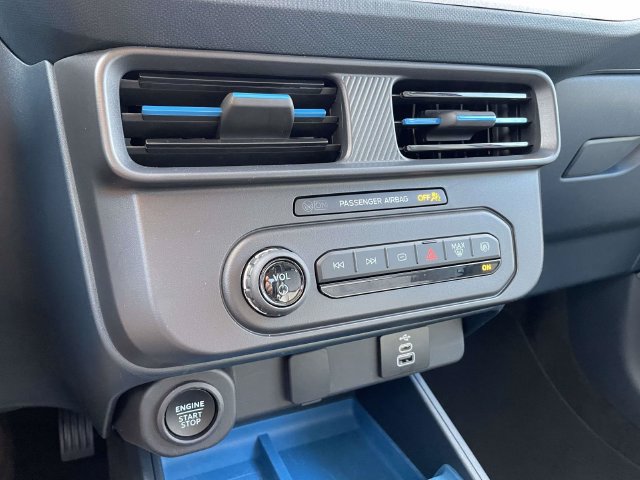 Certified 2026 Ford Maverick XLT w/ XLT Luxury Package FWD image 31