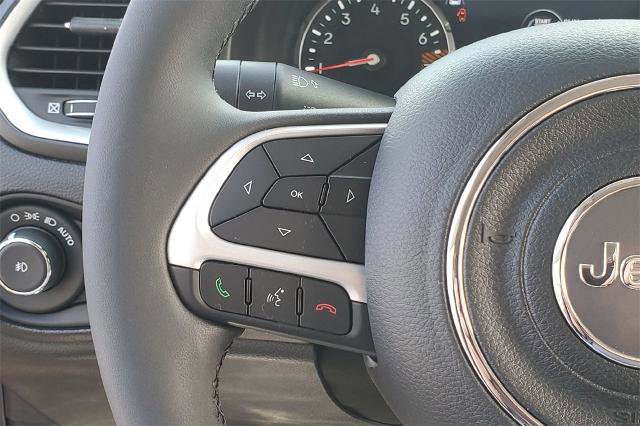 Used 2021 Jeep Renegade Latitude image 13