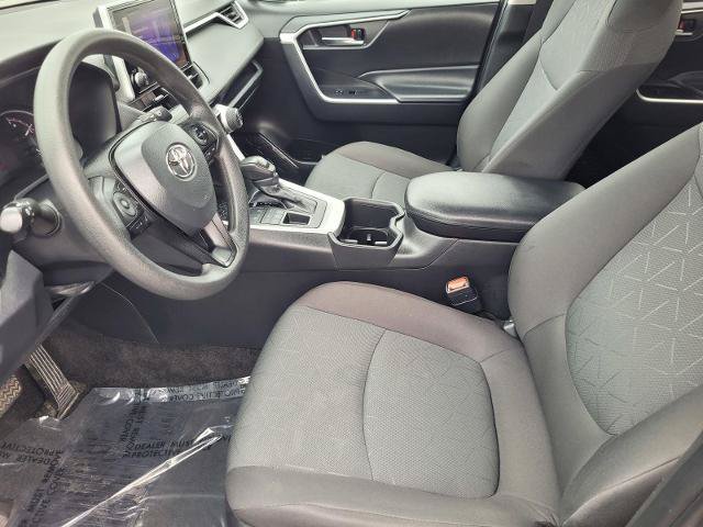 Used 2024 Toyota RAV4 XLE AWD/4WD image 19