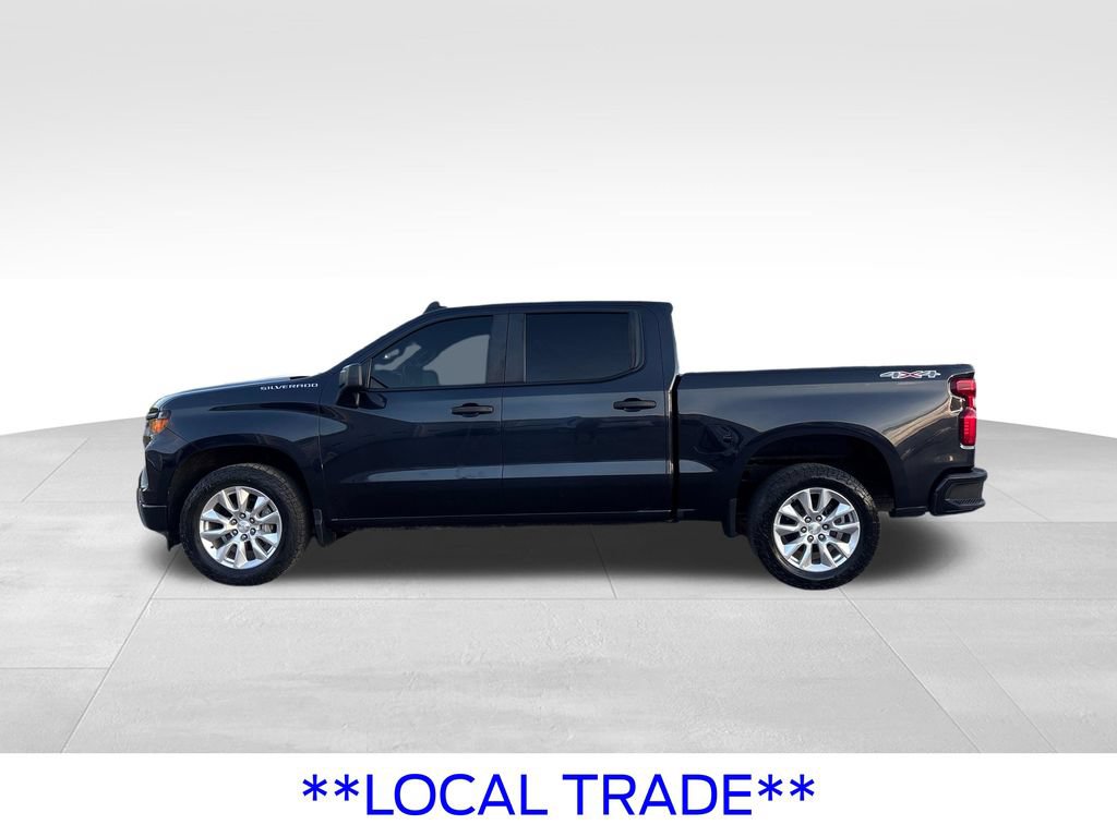 Used 2022 Chevrolet Silverado 1500 Custom AWD/4WD image 2