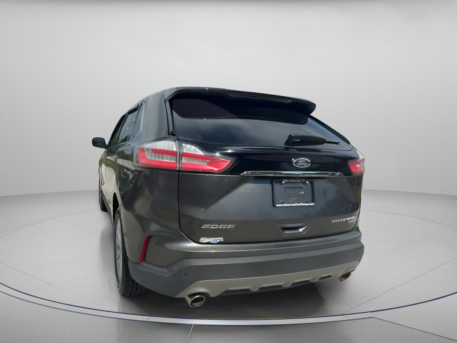 Certified 2019 Ford Edge Titanium w/ Equipment Group 301A FWD image 25