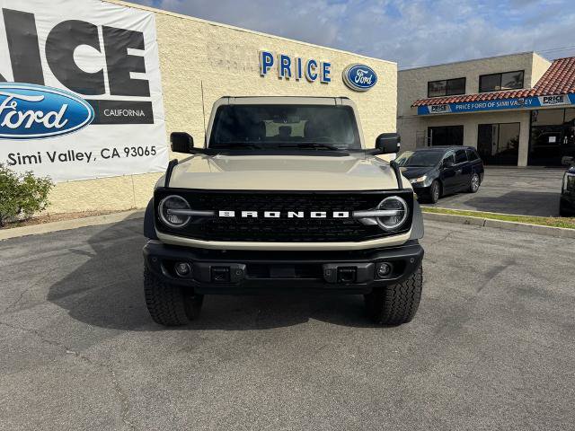 Certified 2025 Ford Bronco Badlands AWD/4WD image 2