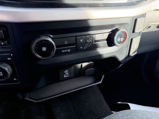 Certified 2022 Ford F150 XLT w/ Trailer Tow Package AWD/4WD image 15