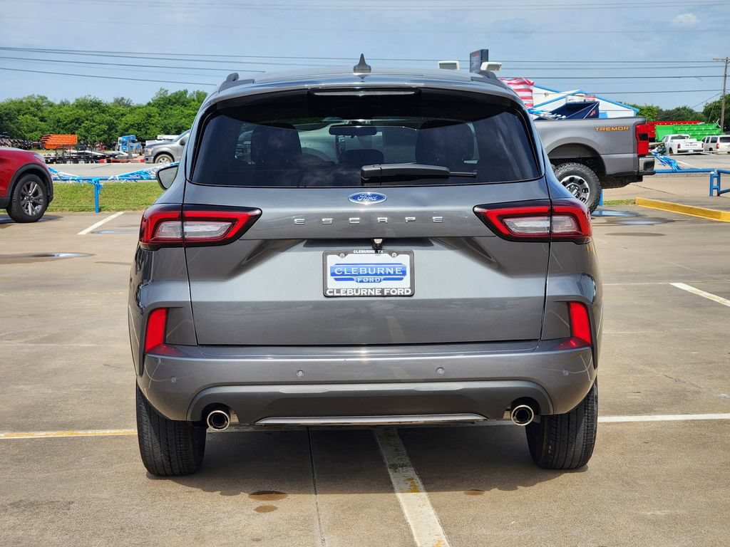 Certified 2023 Ford Escape ST-Line w/ Tech Pack #1 FWD image 6