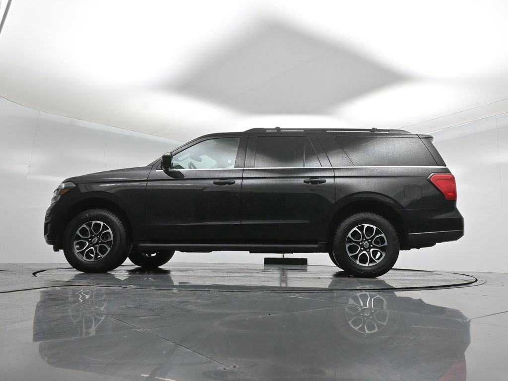Certified 2024 Ford Expedition Max XLT image 26