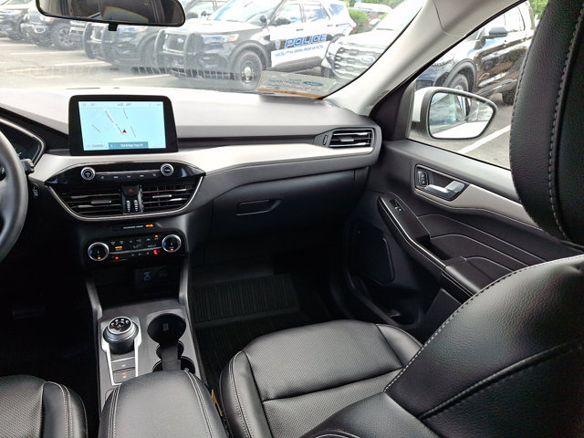 Certified 2022 Ford Escape SEL AWD/4WD image 15