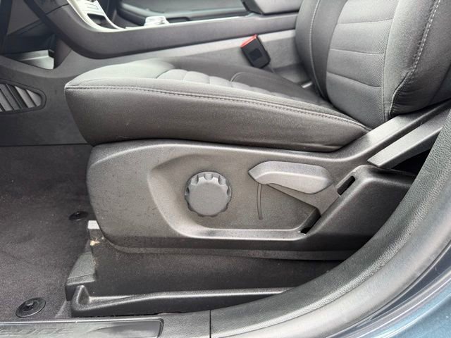Certified 2023 Ford Edge SE w/ Black Appearance Package AWD/4WD image 9