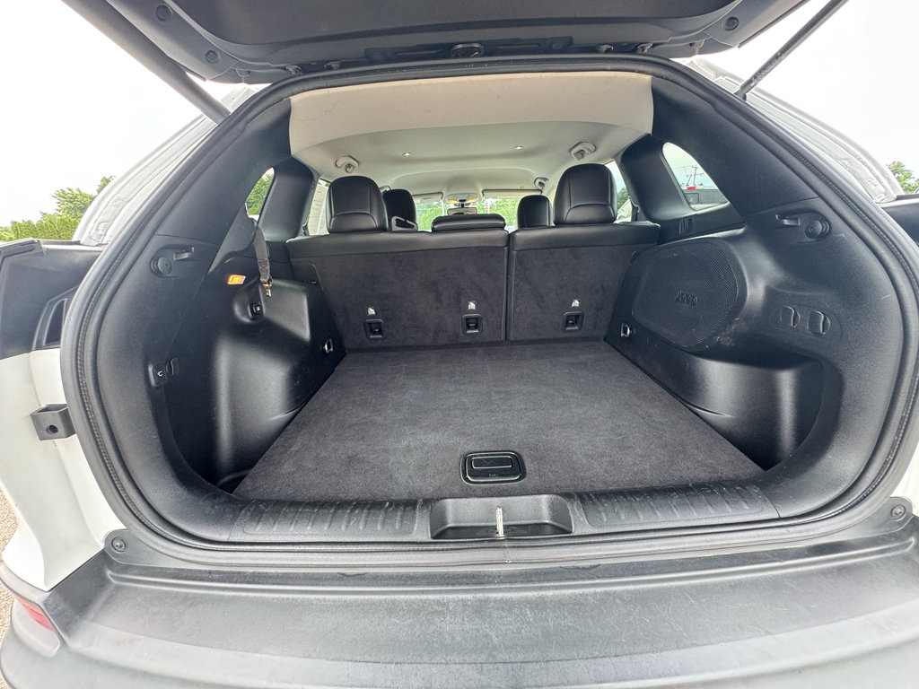 Used 2020 Jeep Cherokee Limited FWD image 18
