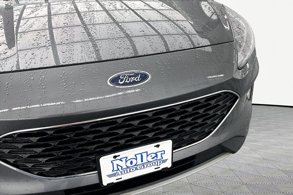 Certified 2022 Ford Escape SEL FWD image 28