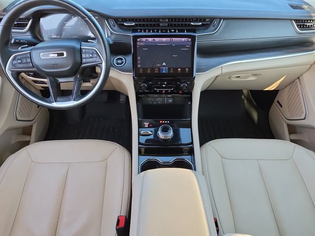 Used 2022 Jeep Grand Cherokee L Limited AWD/4WD image 19
